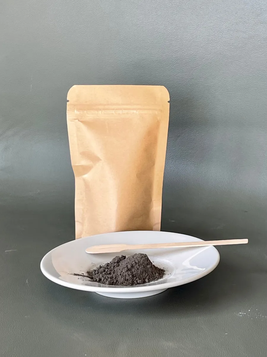 Pigment naturel noir en argile pour wax de surf Glassy