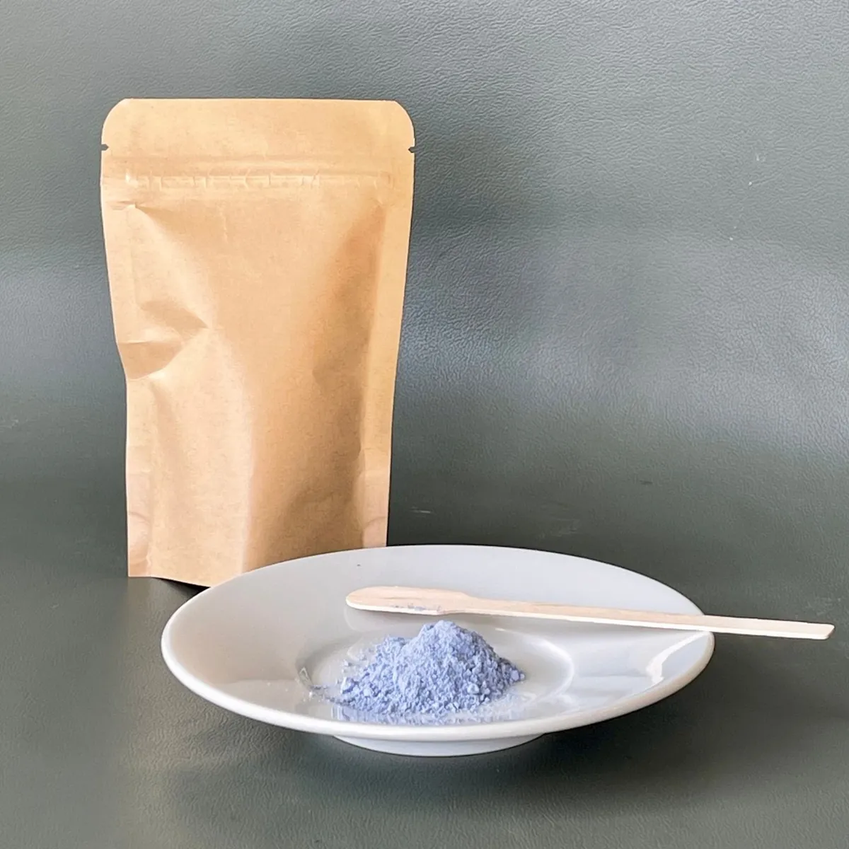 Recharge Pigment Bleu : packaging GLASSY